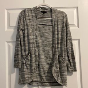 BR gray cardigan with pockets